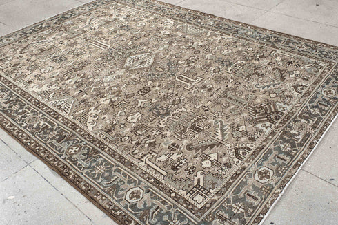 Antique Heriz Area Rug (7' x 10')